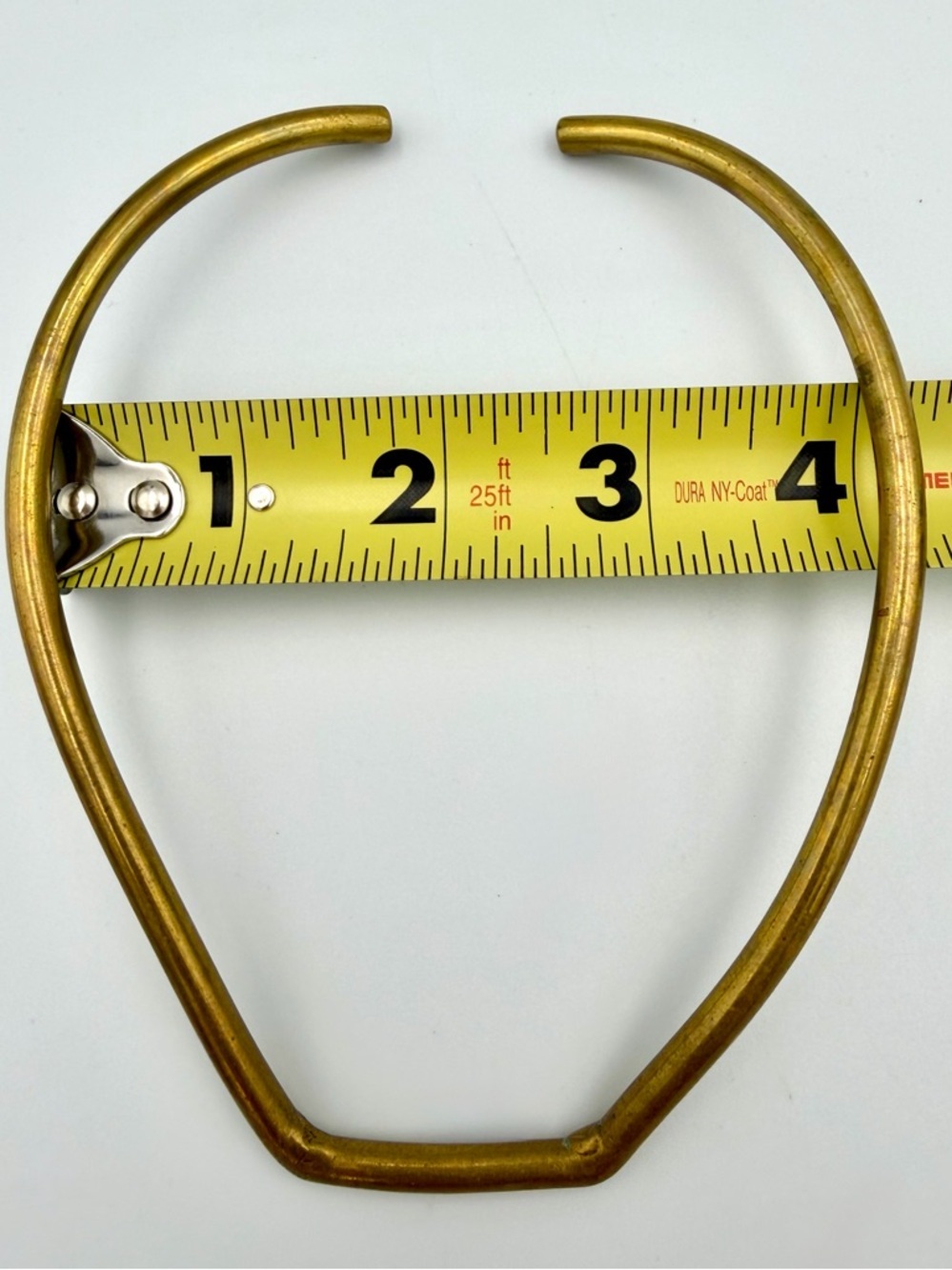 Minimal U-Shaped Open Collar Necklace in Gold Tone - Picture 3 of 4